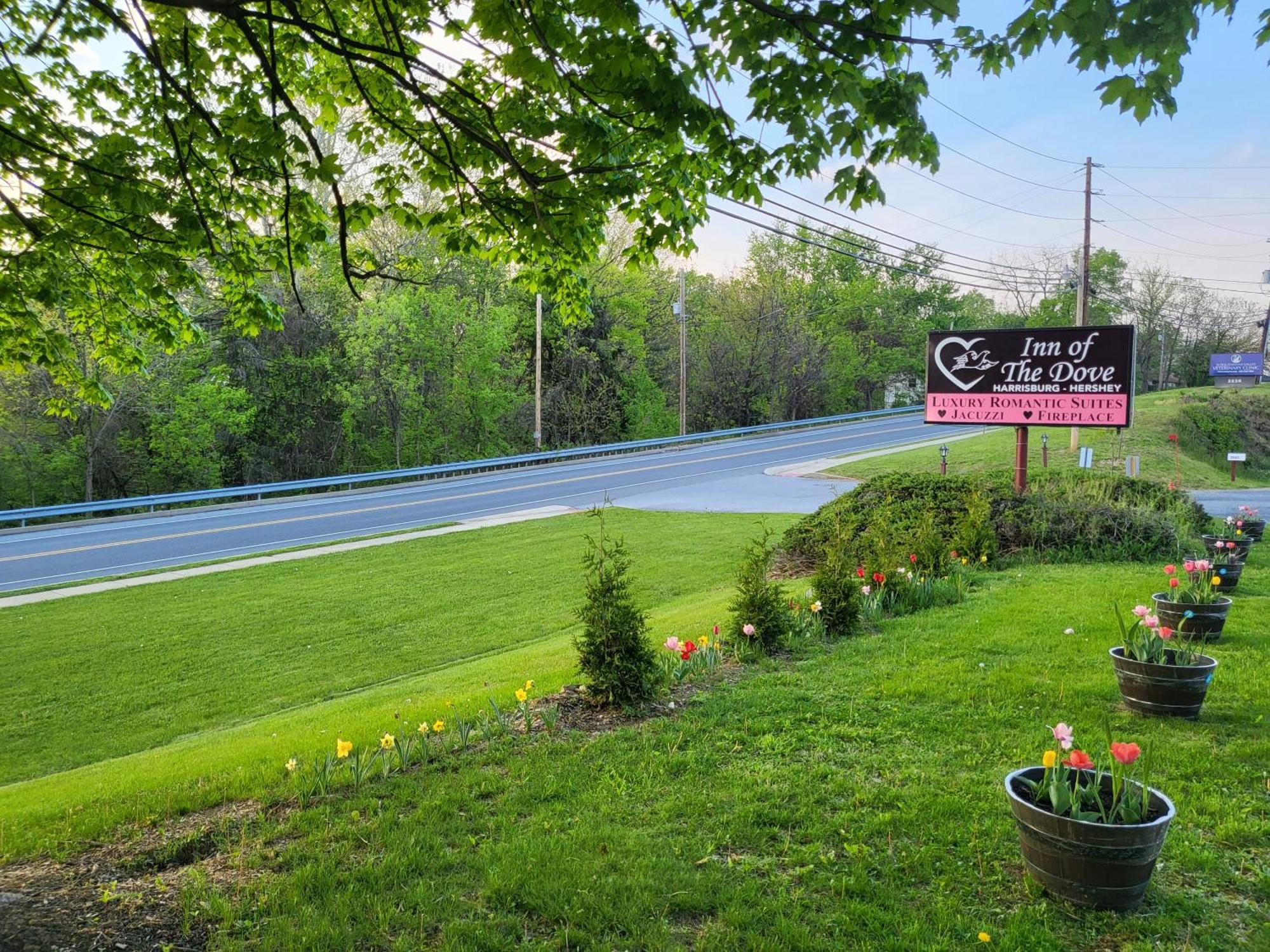 Inn Of The Dove - Romantic Luxury Suites With Jacuzzi & Fireplace At Harrisburg-Hershey-Philadelphia, Pa Zewnętrze zdjęcie